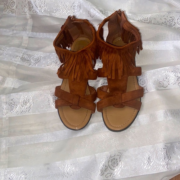 🦋🦋LELLA STONE SANDALS 🦋🦋 - Picture 1 of 7